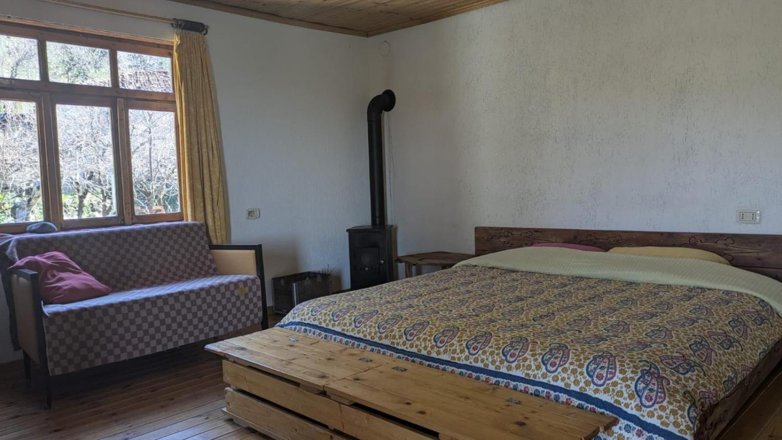 The House In The Village Pellumbas Extérieur photo